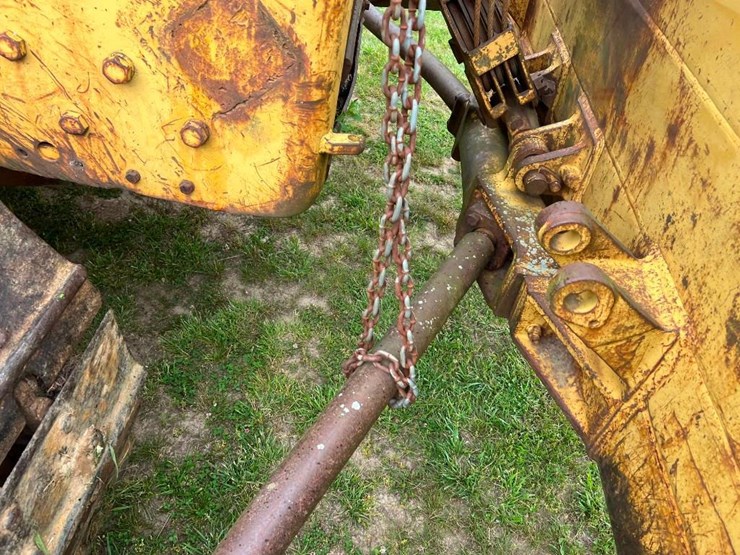 caterpillar-d7-image-87