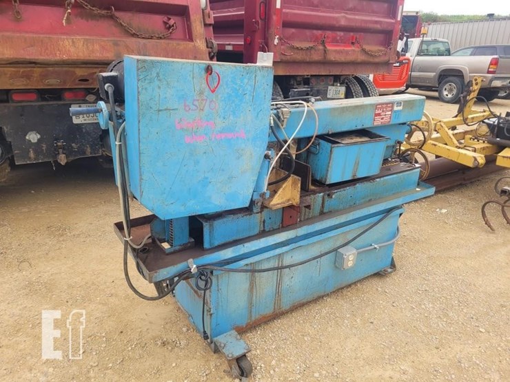 doall-916m-horizonal-bandsaw-image-3