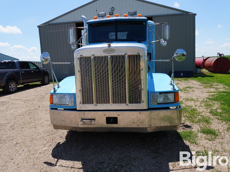 1996-peterbilt-377-image-2