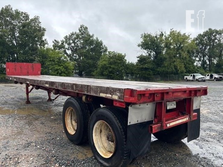 38'-flatbed-trailer-image-1