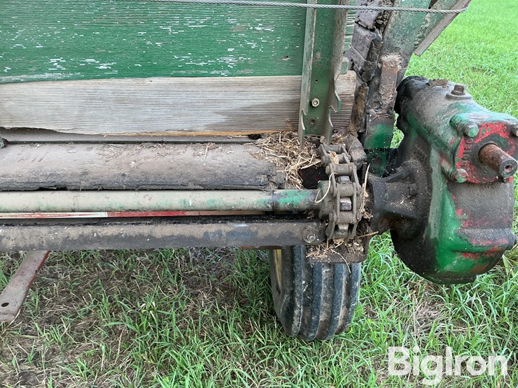 farmhand-forage-wagon-image-18