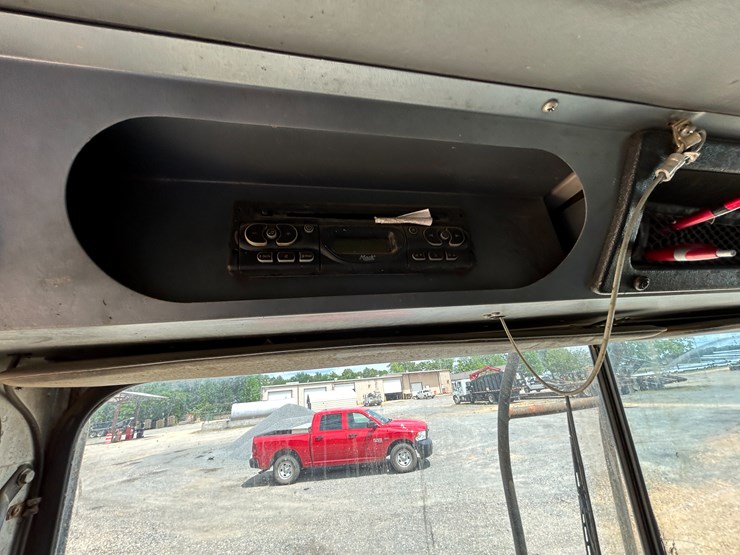 #9394-•-inop-2007-mack-mr-mr600s-t/a-daycab-garbage-truck-vin:-1m2k189c07m036142-image-56