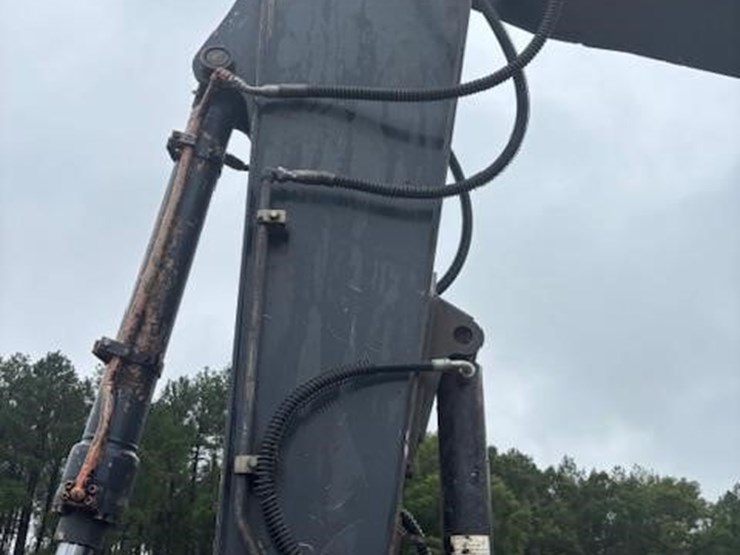 2014-deere-160g-lc-image-22