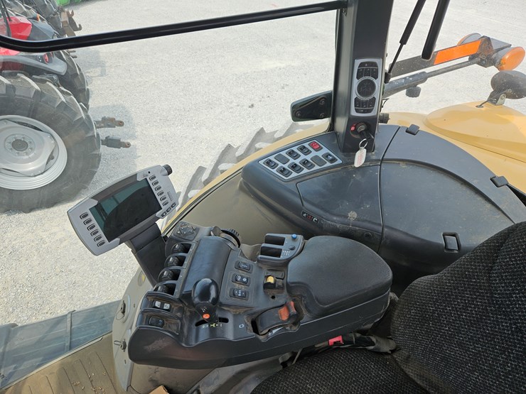 2009-challenger-mt675c-image-10