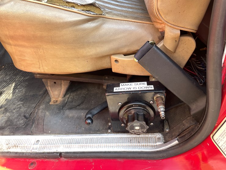 #1017-•-1985-retired-firetruck-(has-wi-title)-image-93