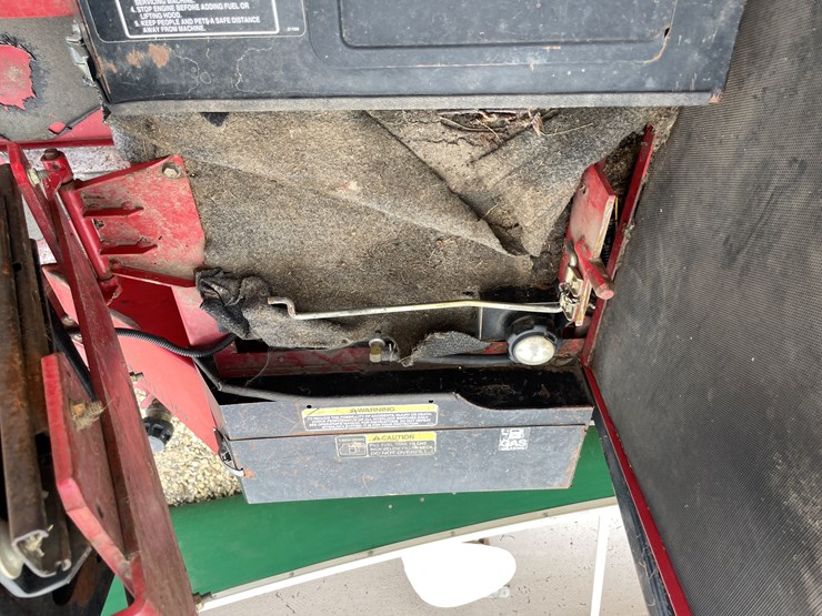 #1075-•-toro-lawn-mower-image-50