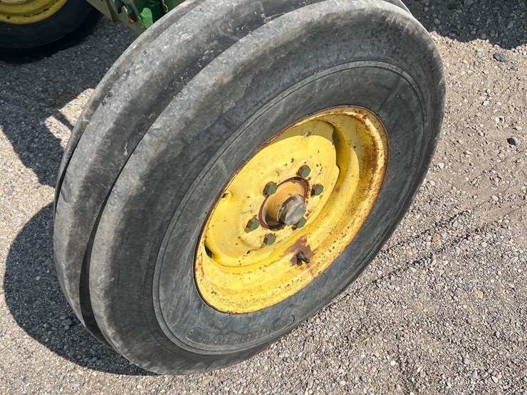 john-deere-2030-image-9