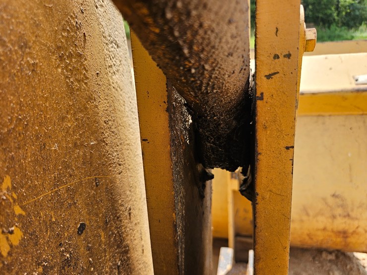 caterpillar-931b-image-94