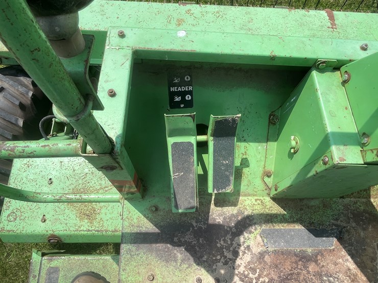 #1061-•-owatonna-260-swather-with-conditioner-image-73