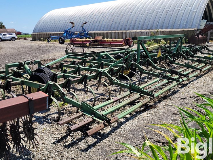 john-deere-1010-image-7