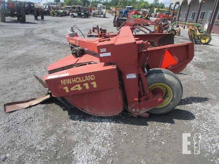 new-holland-1411-image-8