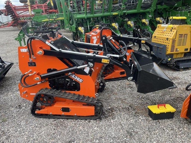 new-mms-skid-steer-loader-image-4