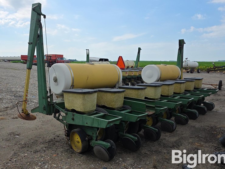 john-deere-7000-image-6