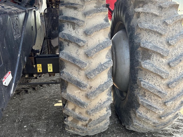 2007-case-ih-7010-image-69
