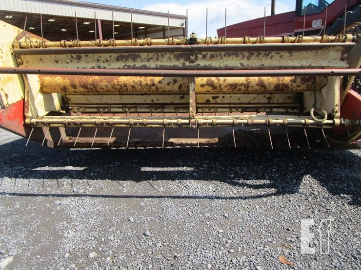 new-holland-477-image-2