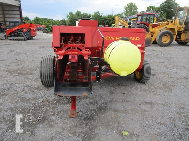new-holland-570-image-6