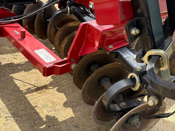 2012-case-ih-340-image-17