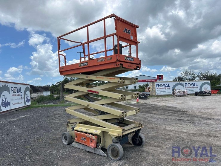 2018-jlg-3246es-image-2