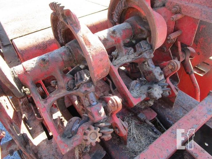 new-holland-269-image-9