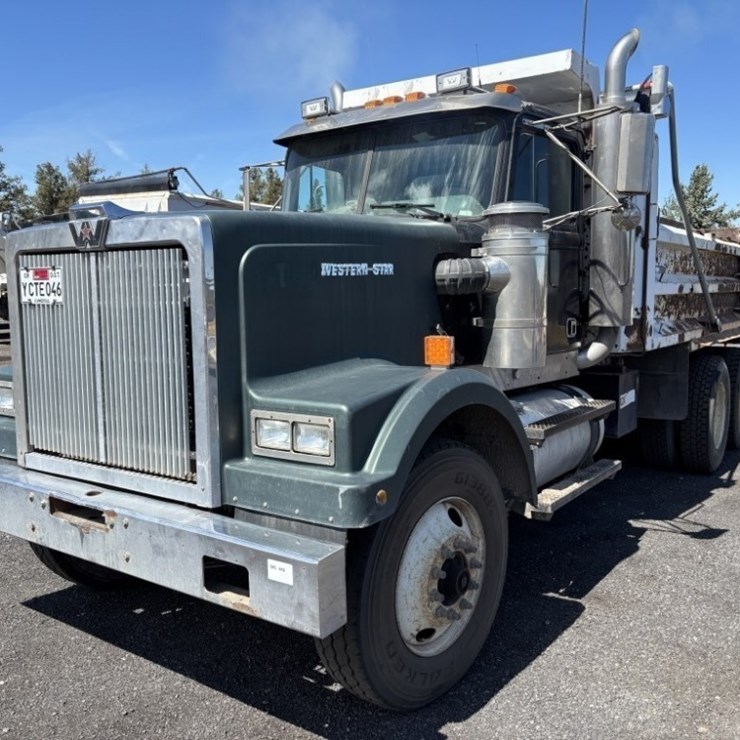 1996 WESTERN STAR 4964F