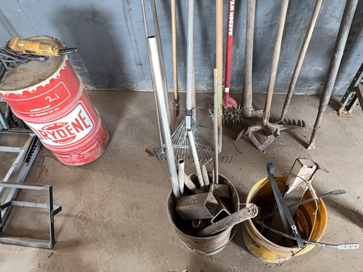misc-scrap-metal-support-equipment-image-1