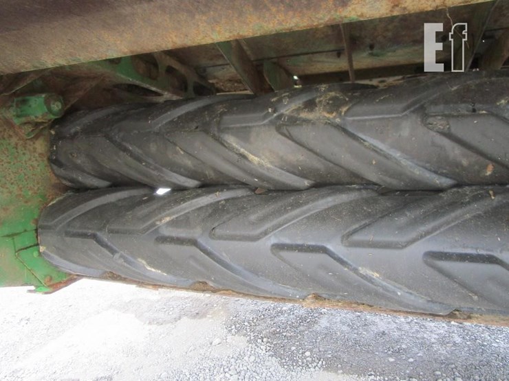 john-deere-630-image-7