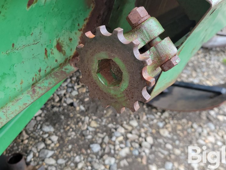 john-deere-843-image-15