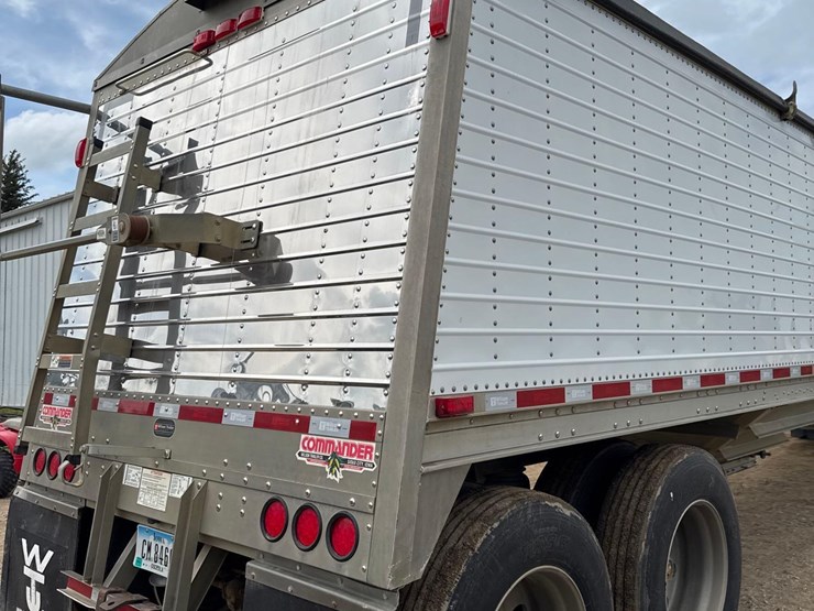 2011-wilson-grain-trailer-image-28