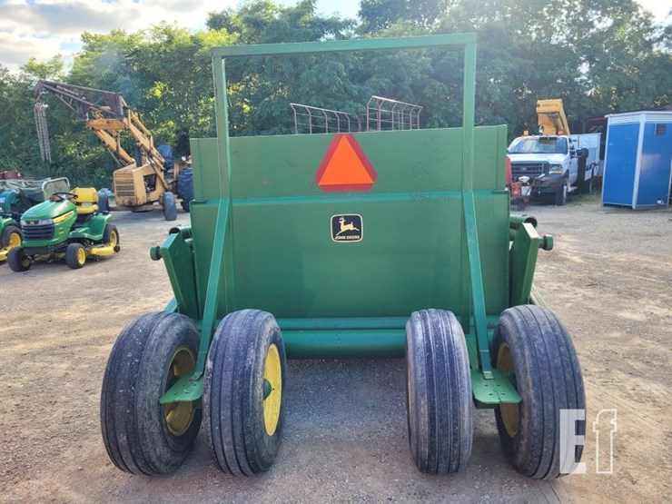 john-deere-600-hydraulic-scraper-image-10