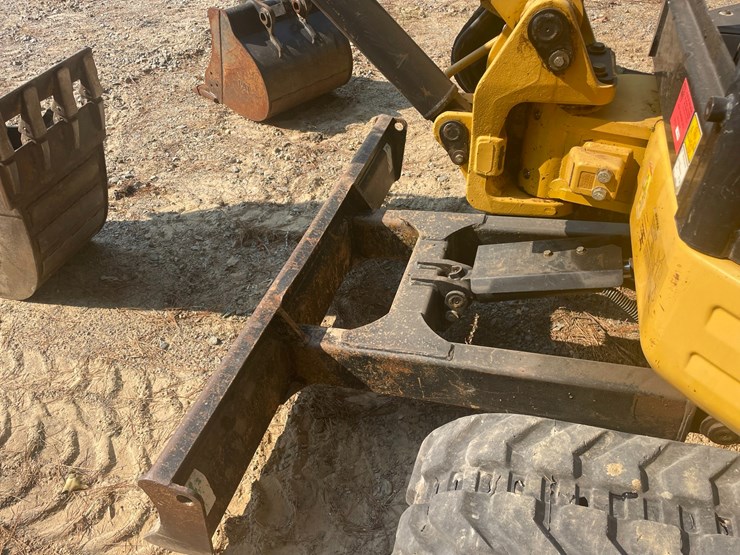 caterpillar-303cr-image-26