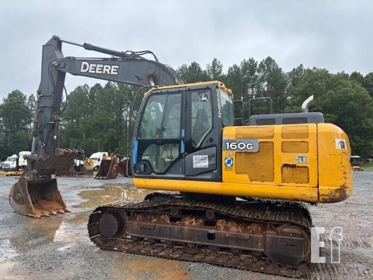 2014-deere-160g-lc-image-2