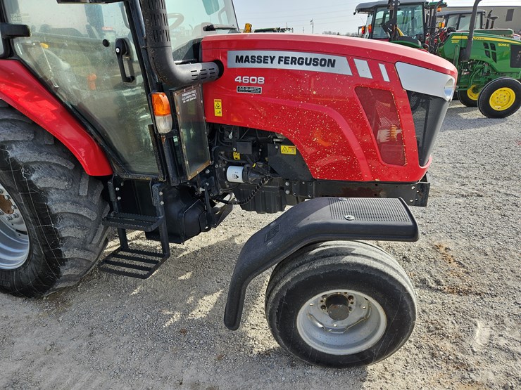 2013-massey-ferguson-4608-image-19