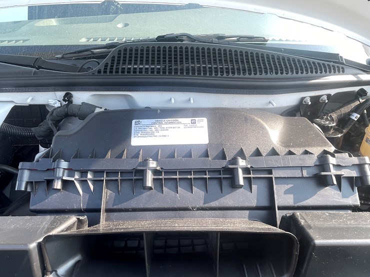 #1033-•-2023-chevy-express-van-(has-wi-salvage-title)-image-75