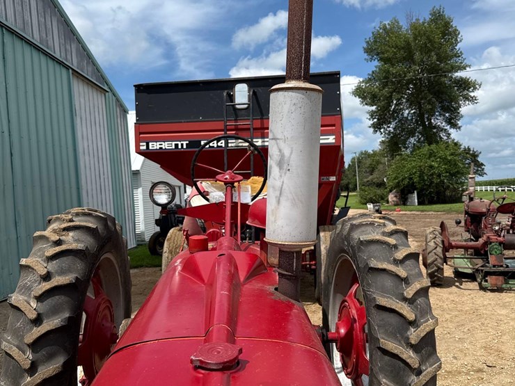 farmall-super-h-tractor-image-21