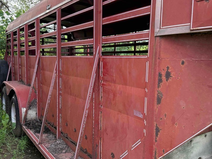 6ft-x-16ft-gooseneck-livestock-trailer-image-8