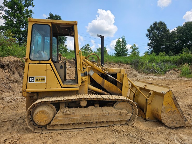 caterpillar-931b-image-20