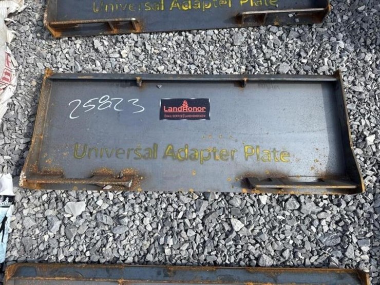 land-honor-universal-skid-steer-plate-image-1