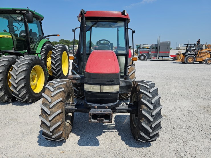 2009-case-ih-farmall-95-image-2