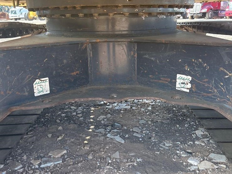 2021-komatsu-pc138us-11-image-32