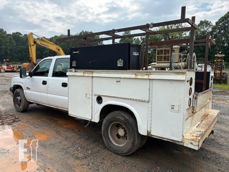 2005-chevrolet-3500-image-6