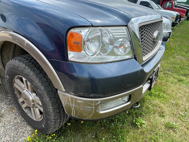 #1037-•-2005-ford-lariat-crew-cab-4x4-(has-wi-title)-image-15
