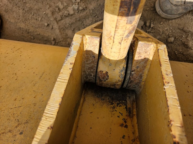 caterpillar-931b-image-84