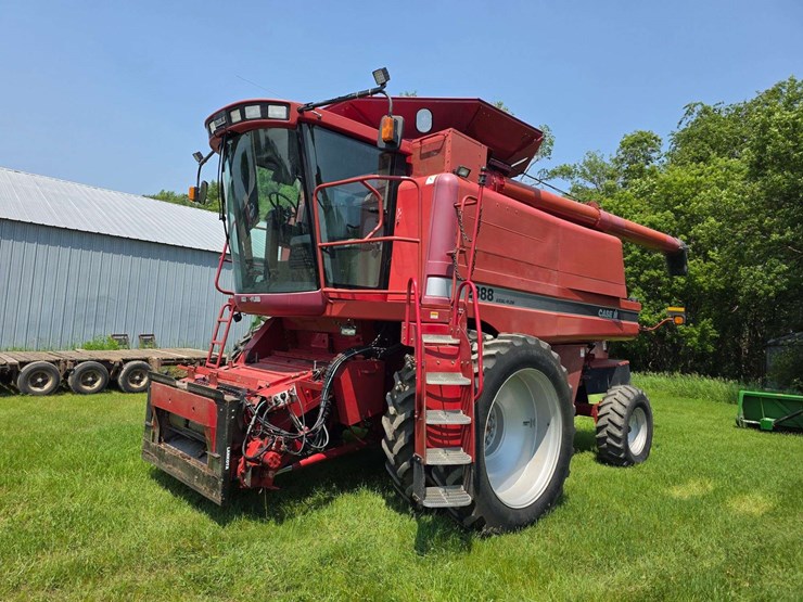 2002-case-ih-2388-image-3