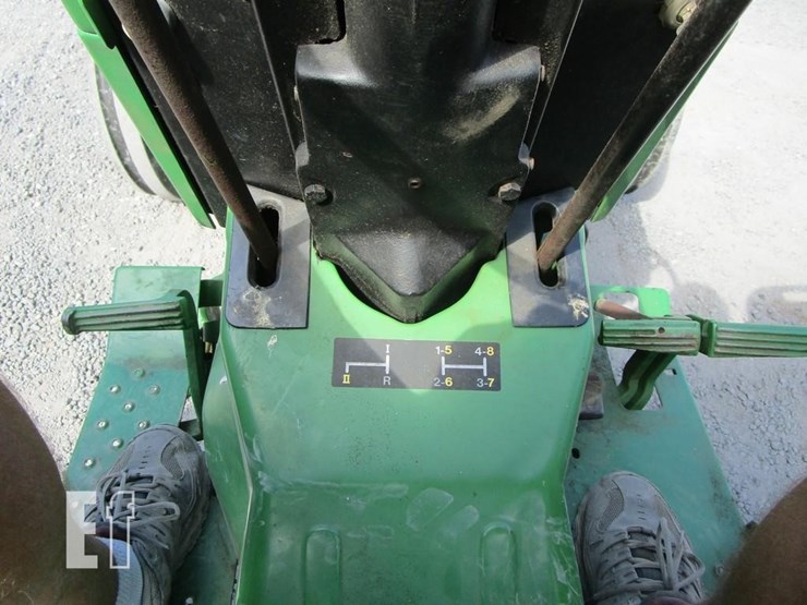 john-deere-2355-image-13