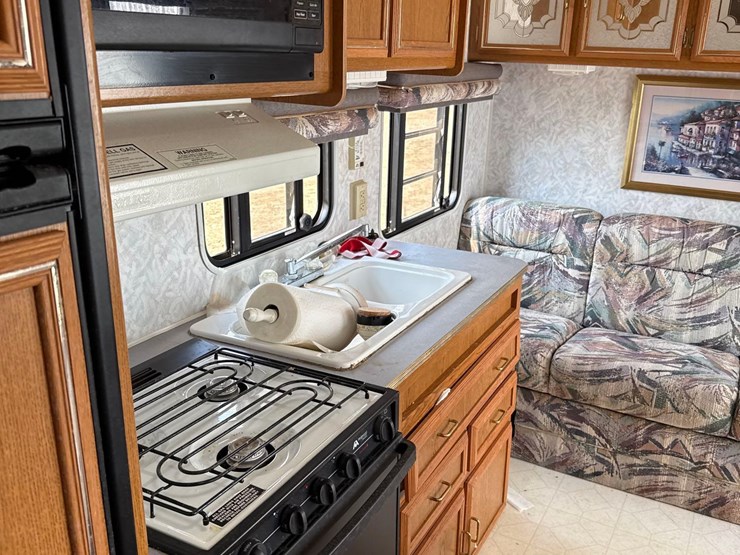 1998-jayco-eagle-25ft-camper-image-45