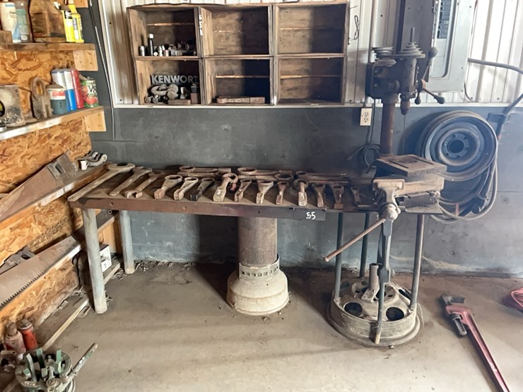 vice-table-heavy-duty-support-equipment-image-1