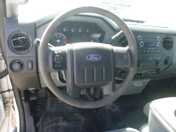 2012-ford-f450-image-13
