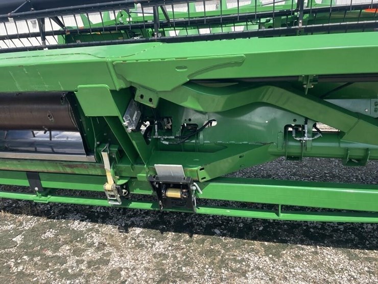 2013-john-deere-635fd-image-21