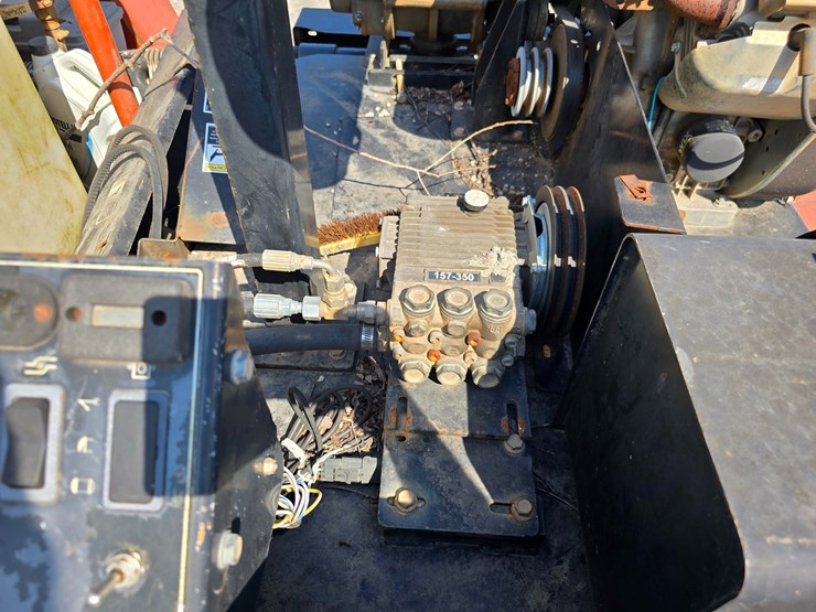 ditch-witch-fx25-image-54