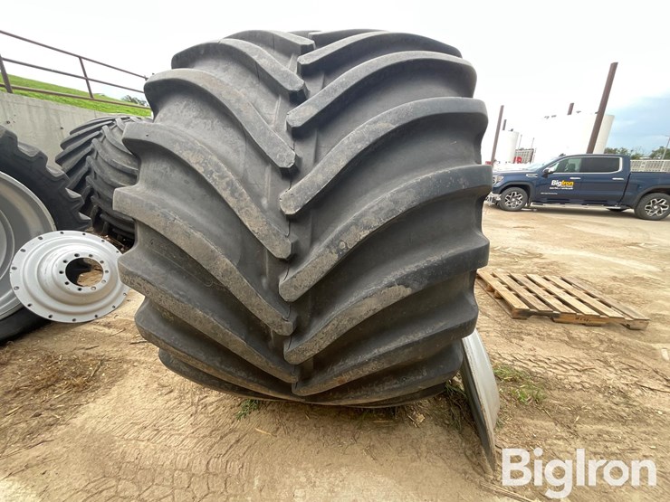 new-holland-615-image-4
